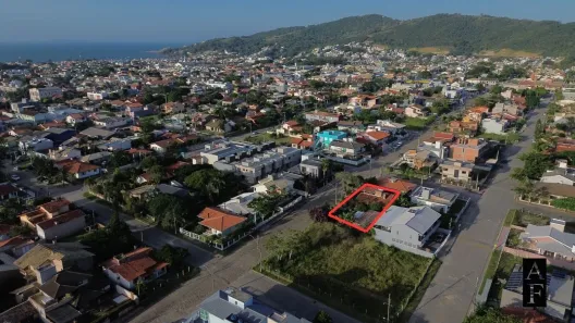 Lote/Terreno à venda, 640m² no Centro, Garopaba