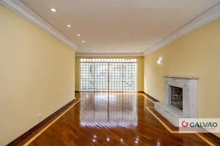 Casa com 4 Quartos para alugar, 490m² no Jardim Social, Curitiba