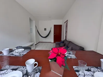 Apartamento com 2 Quartos para alugar, 58m² no Saco dos Limões, Florianópolis
