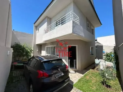 Sobrado com 3 Quartos para alugar, 150m² no Xaxim, Curitiba