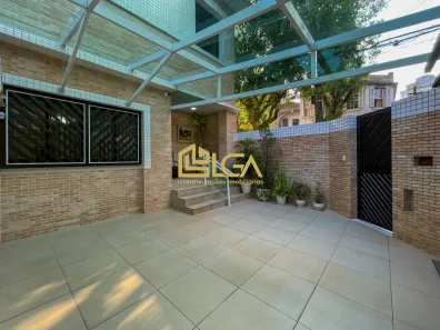Sobrado com 4 Quartos à venda, 150m² no Gonzaga, Santos