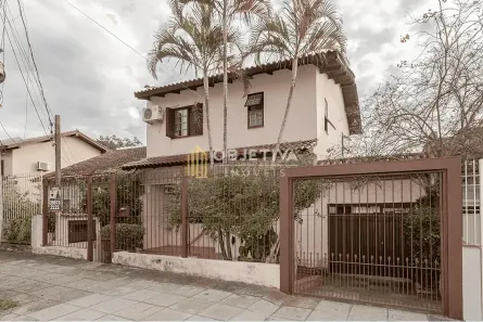 Casa com 4 Quartos à venda, 290m² no Passo da Areia, Porto Alegre