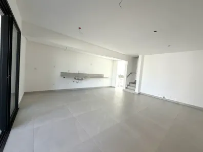 Sobrado com 4 Quartos à venda, 150m² no Jardins Berlim, Senador Canedo