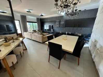 Casa com 3 Quartos à venda, 210m² no Cidade Jardim, Uberlândia