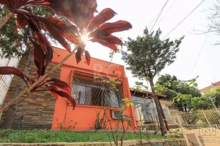 Casa com 3 Quartos à venda, 240m² no Petrópolis, Porto Alegre