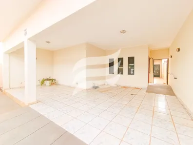 Casa com 4 Quartos à venda, 233m² no Ipanema, Araçatuba