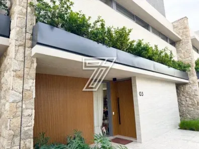 Casa de Condomínio com 3 Quartos à venda, 244m² no Cascatinha, Curitiba