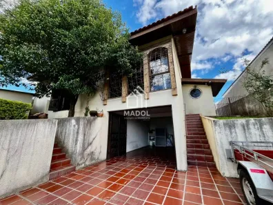 Casa com 3 Quartos à venda, 228m² no Uvaranas, Ponta Grossa