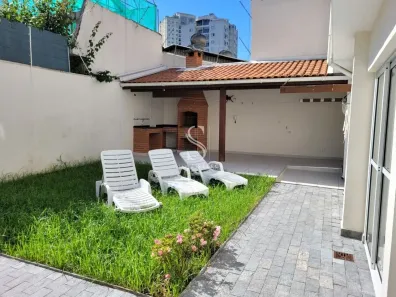 Casa com 5 Quartos à venda, 300m² no Santo Amaro, São Paulo