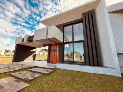Casa de Condomínio com 3 Quartos à venda, 155m² no , Capão da Canoa