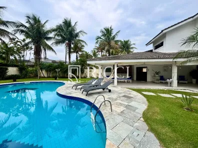 Sobrado com 5 Quartos à venda, 500m² no Jardim Acapulco, Guarujá
