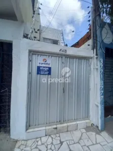Casa com 2 Quartos para alugar, 76m² no Centro, Fortaleza