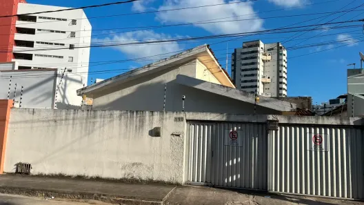 Casa com 3 Quartos à venda, 306m² no Farol, Maceió