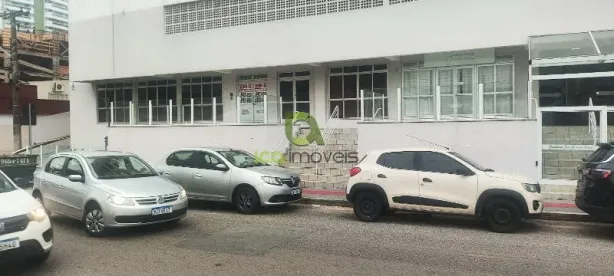 Sala Comercial à venda, 147m² no Campinas, São José