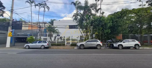 Imóvel Comercial à venda, 572m² no Chácara Santo Antônio (Zona Sul), São Paulo