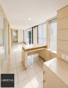 Sala Comercial com 1 Quarto à venda, 42m² no Rio Branco, Porto Alegre
