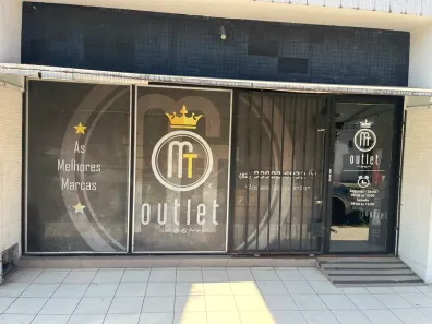 Ponto Comercial à venda, 69m² no Pajuçara, Maceió