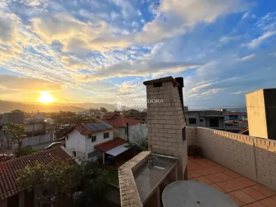 Casa com 9 Quartos à venda, 300m² no Centro, Garopaba