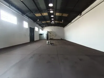 Galpão/Depósito/Armazém para alugar, 220m² no Parque São Sebastião, Ribeirão Preto
