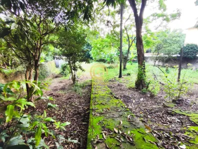 Lote/Terreno à venda, 2500m² no Jardim Califórnia, Jacareí
