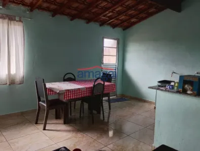 Sobrado com 2 Quartos à venda, 159m² no Bandeira Branca, Jacareí