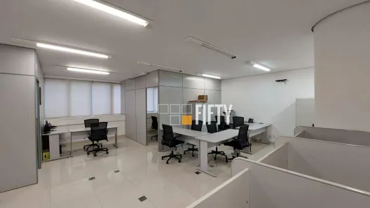 Sala Comercial à venda, 95m² no Santo Amaro, São Paulo