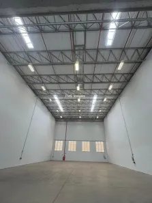Galpão/Depósito/Armazém para alugar, 600m² no Jardim Alvorada, Jandira
