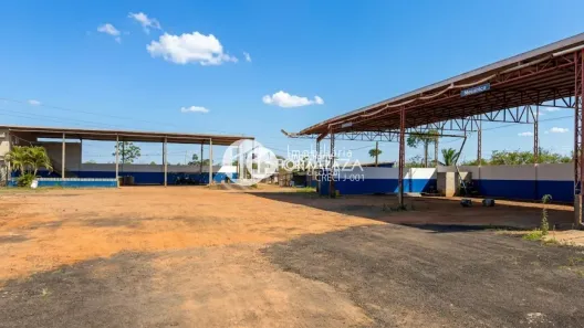 Galpão/Depósito/Armazém com 1 Quarto para alugar, 2500m² no Belo Jardim I, Rio Branco