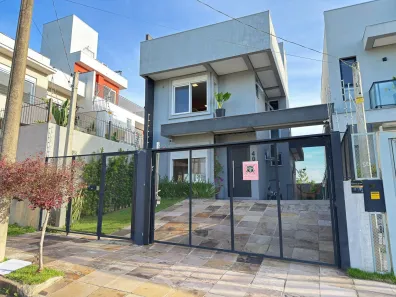 Casa com 3 Quartos à venda, 127m² no Guarujá, Porto Alegre