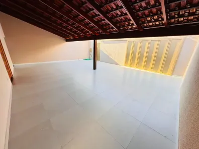 Casa com 3 Quartos à venda, 182m² no Granada, Uberlândia