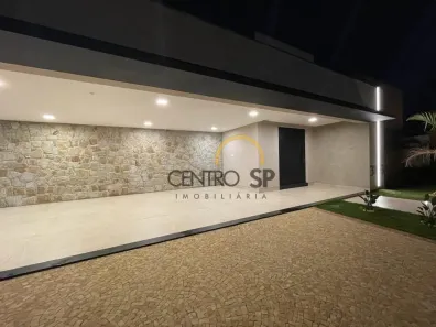 Casa de Condomínio com 3 Quartos para alugar, 390m² no Residencial Lago Sul, Bauru