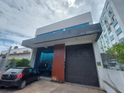 Galpão/Depósito/Armazém com 3 Quartos para alugar, 742m² no Cavalhada, Porto Alegre