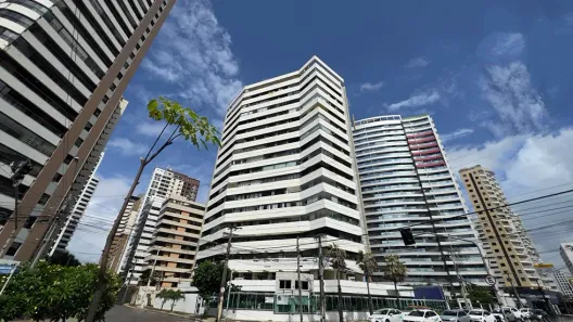 Apartamento com 2 Quartos para alugar, 92m² no Meireles, Fortaleza
