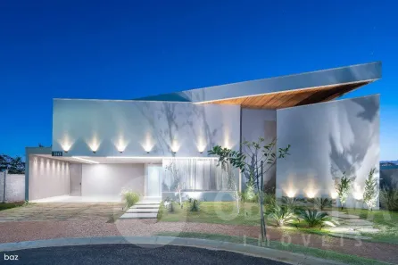 Casa de Condomínio com 4 Quartos à venda, 320m² no Jardim Sul, Uberlândia