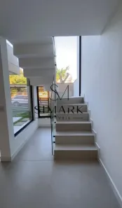 Casa com 3 Quartos à venda, 230m² no Camboinhas, Niterói