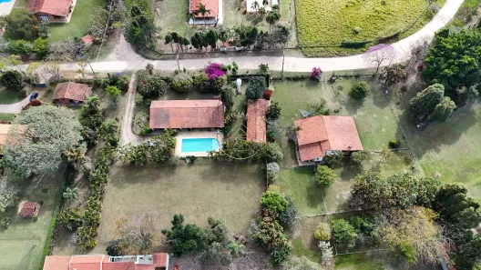 Fazenda/Sítio com 4 Quartos à venda, 4000m² no Centro, Sorocaba