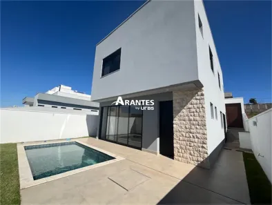 Casa de Condomínio com 3 Quartos à venda, 204m² no Granja Marileusa, Uberlândia