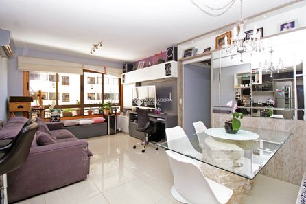 Apartamento com 2 Quartos à venda, 77m² no Passo da Areia, Porto Alegre