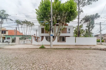 Casa com 2 Quartos à venda, 133m² no Guarujá, Porto Alegre