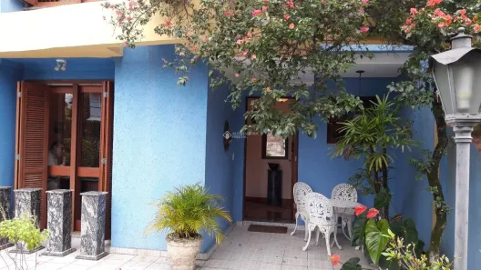 Casa de Condomínio com 4 Quartos à venda, 177m² no Ipanema, Porto Alegre