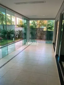 Casa de Condomínio com 4 Quartos à venda, 453m² no Bosque dos Buritis, Uberlândia