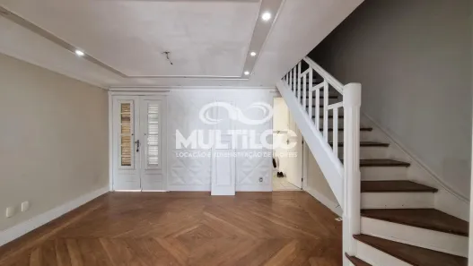 Casa com 3 Quartos para alugar, 140m² no Vila Mathias, Santos
