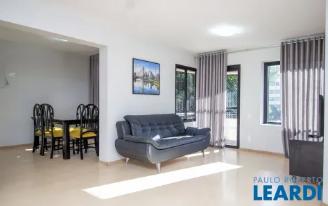 Apartamento com 2 Quartos à venda, 97m² no Santa Cecília, São Paulo