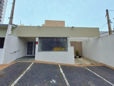 Prédio Comercial com 3 Quartos para alugar, 223m² no Cambuí, Campinas