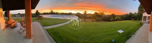 Fazenda/Sítio com 4 Quartos à venda, 10m² no Jundiacanga, Araçoiaba da Serra