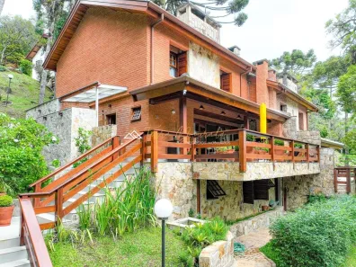 Casa de Condomínio com 3 Quartos à venda, 316m² no Vila Matilde, Campos do Jordão