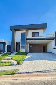 Casa de Condomínio com 3 Quartos à venda, 220m² no Roncáglia, Valinhos