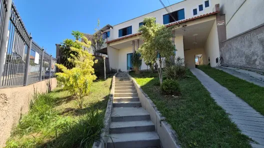 Casa com 3 Quartos à venda, 227m² no Mundo Novo, Juiz de Fora