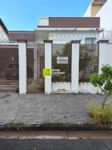 Casa com 3 Quartos à venda, 182m² no Jardim Pagliato, Sorocaba