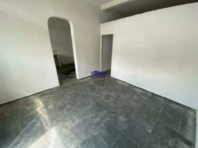 Casa com 2 Quartos para alugar, 55m² no Parque Jardim 1º de Outubro, Ibirité